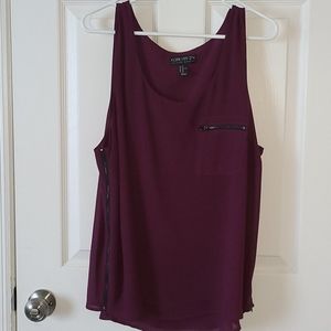 Forever 21+ purple tank top with zipper details